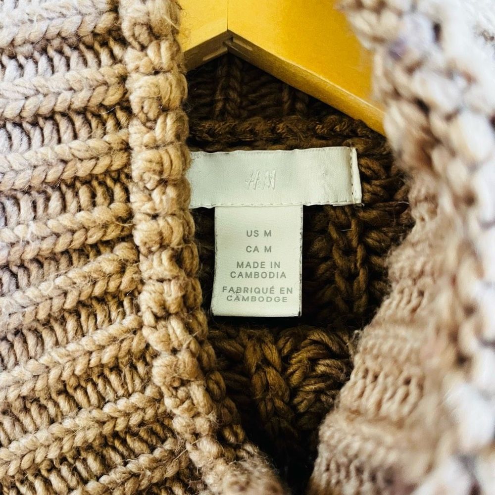 H&M chunky beige mock neck cropped pullover ribbed sweater M fall - Picture 10 of 10